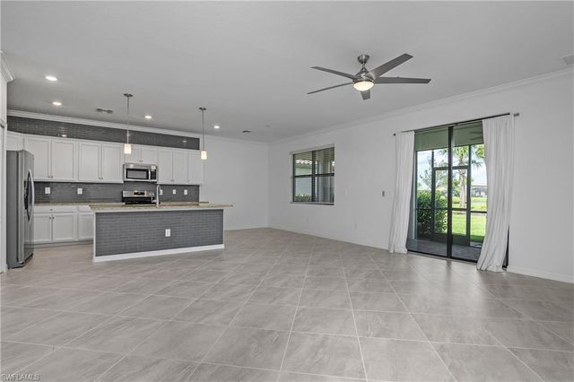 19512 Deming LN, Estero, FL 33928