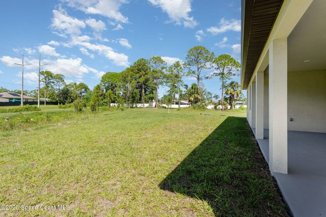 758 Bryant Road SW, Palm Bay, FL 32908