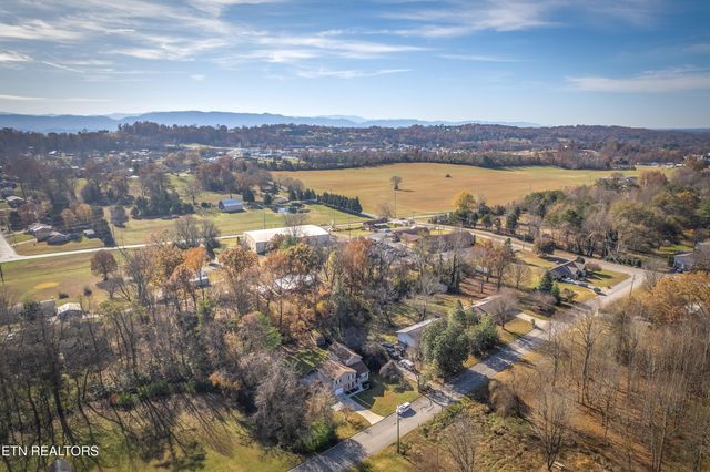521 Pimlico Drive, Seymour, TN 37865