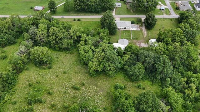 503 Hallar Avenue, Gower, MO 64454