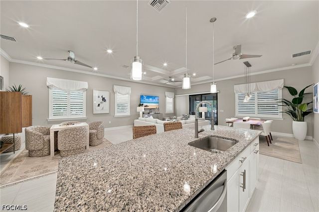 7564 Winding Cypress DR, Naples, FL 34114
