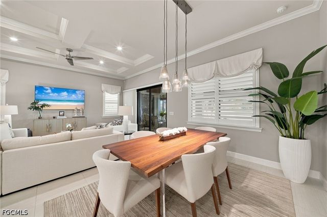 7564 Winding Cypress DR, Naples, FL 34114