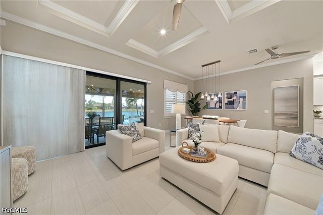 7564 Winding Cypress DR, Naples, FL 34114