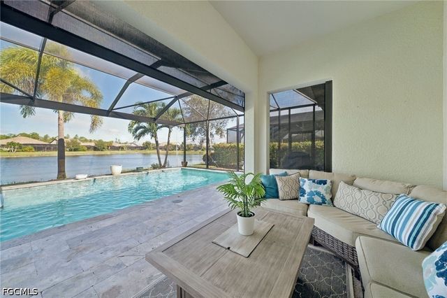 7564 Winding Cypress DR, Naples, FL 34114