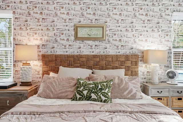 2019 ROSEWOOD Drive, Neptune Beach, FL 32266