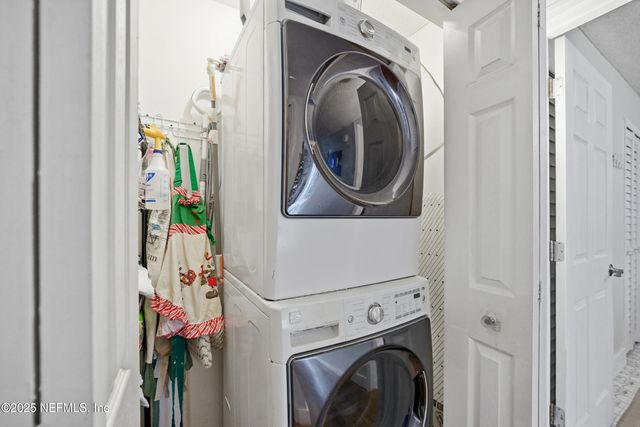 2019 ROSEWOOD Drive, Neptune Beach, FL 32266