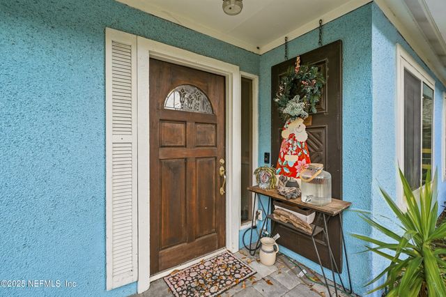 2019 ROSEWOOD Drive, Neptune Beach, FL 32266