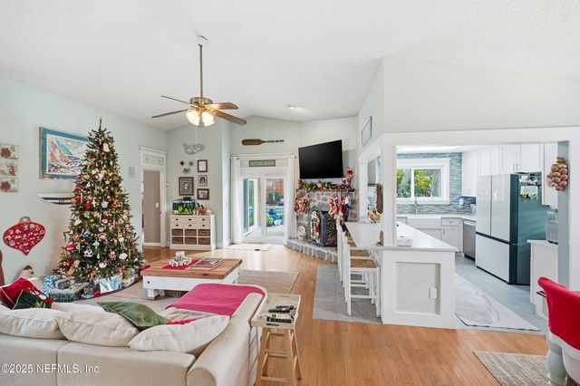 2019 ROSEWOOD Drive, Neptune Beach, FL 32266