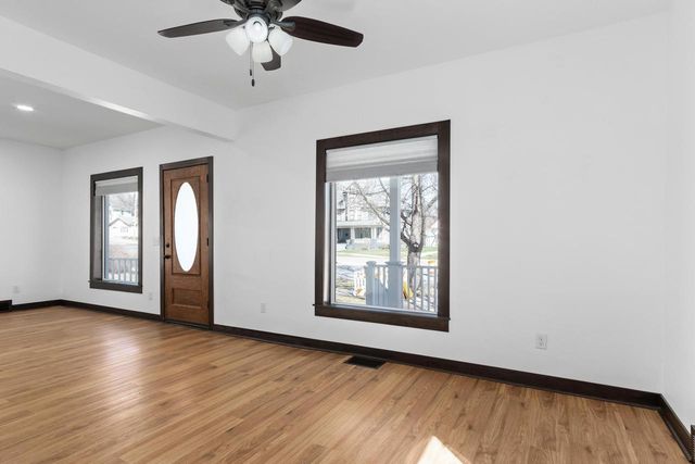 648 E Main Street, Reedsburg, WI 53959