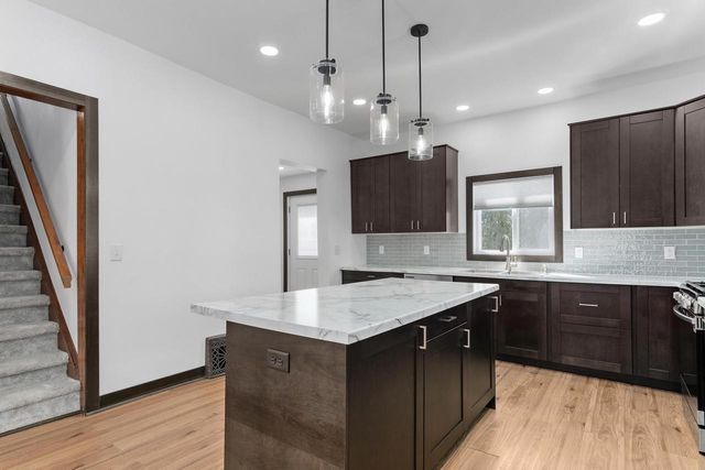 648 E Main Street, Reedsburg, WI 53959