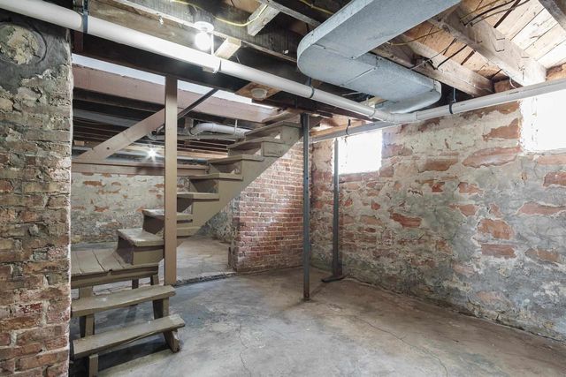 648 E Main Street, Reedsburg, WI 53959