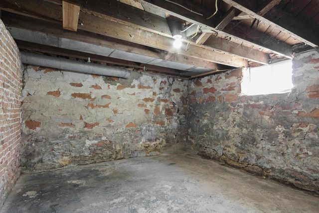 648 E Main Street, Reedsburg, WI 53959