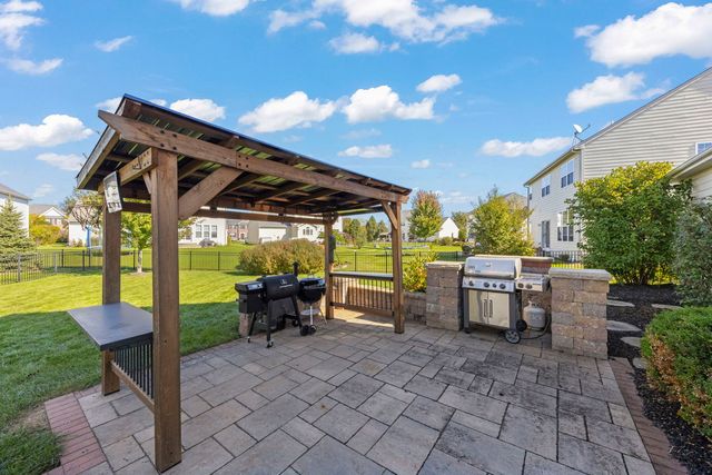 3654 Thornhill Drive, Elgin, IL 60124