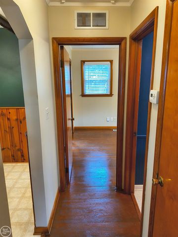 628 E Drayton Street, Ferndale, MI 48220