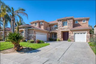 2862 E Salem Avenue, Fresno, CA 93720