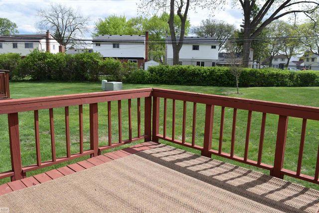 29683 Beech Nut Drive, Warren, MI 48092