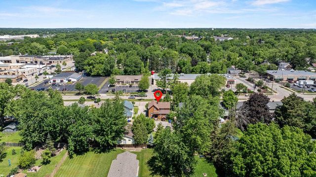 1427 W COLLEGE AVENUE, Appleton, WI 54914