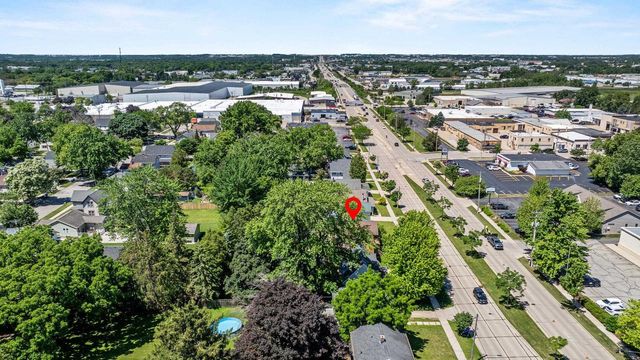 1427 W COLLEGE AVENUE, Appleton, WI 54914