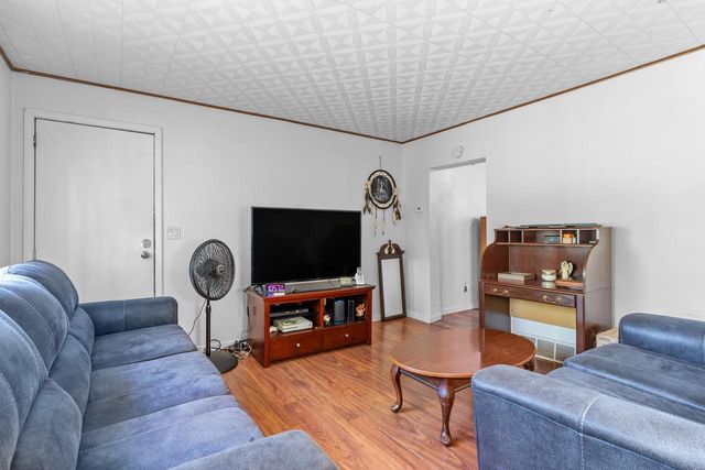 1427 W COLLEGE AVENUE, Appleton, WI 54914