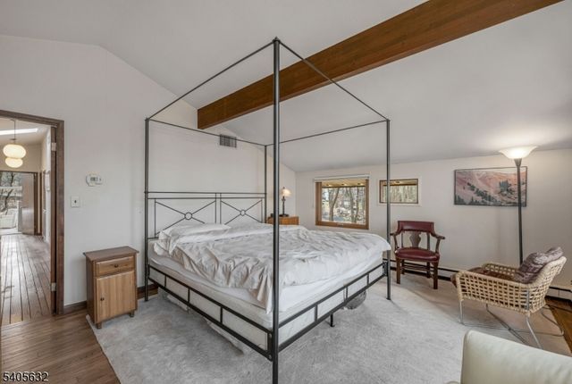 155 Hickory Ln, Closter Boro, NJ 07624