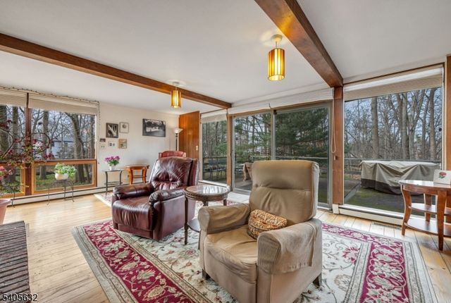 155 Hickory Ln, Closter Boro, NJ 07624