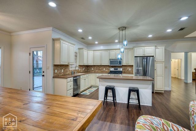5902 Friendship Circle, Jonesboro, AR 72404