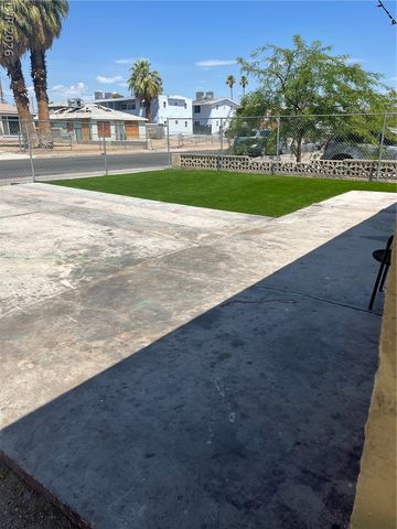 610 North 11th Street, Las Vegas, NV 89101
