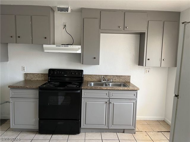 610 North 11th Street, Las Vegas, NV 89101
