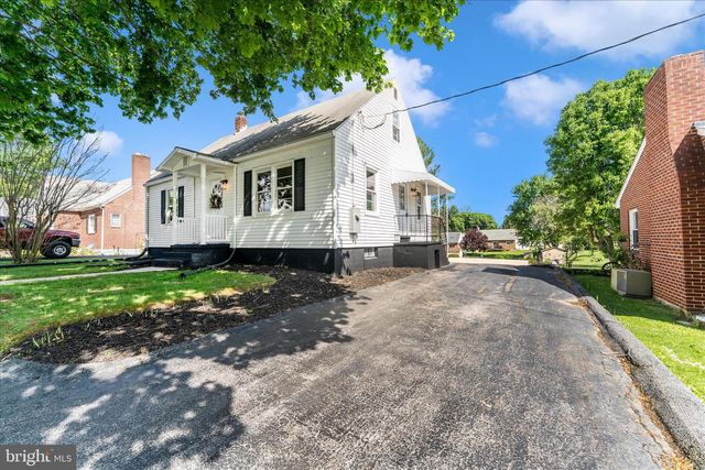 20008 GILBERT HILLS DR, Hagerstown, MD 21742