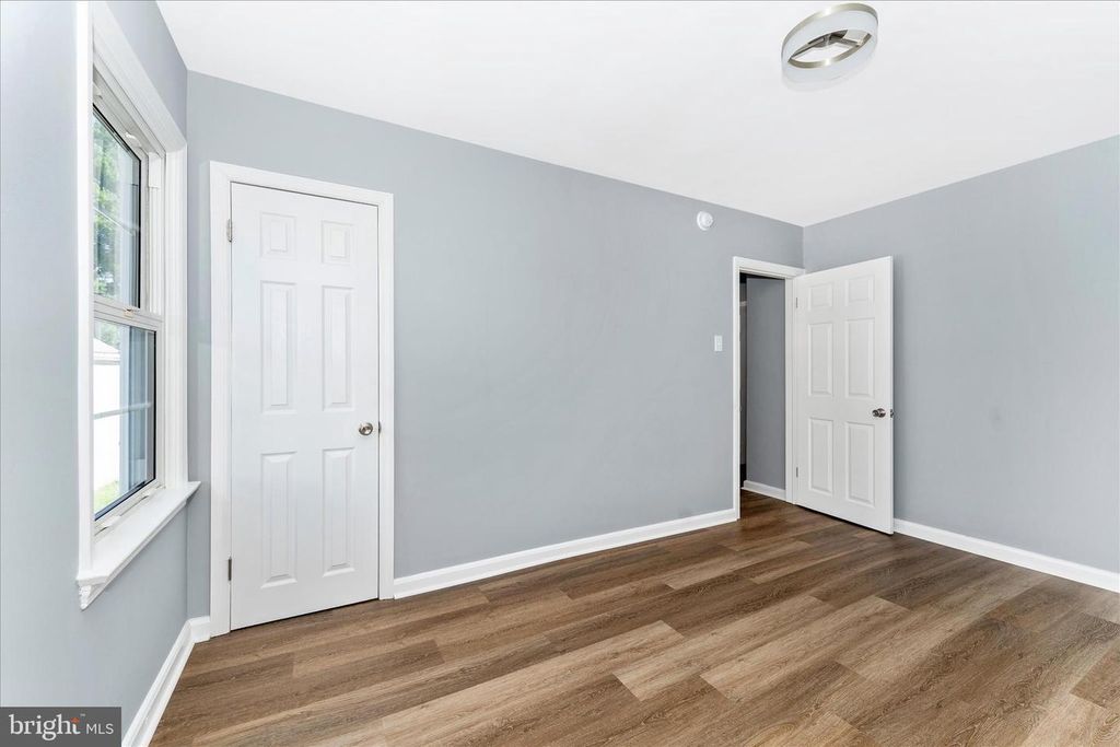 Image 19 of property listing at 20008 GILBERT HILLS DR, Hagerstown, MD 21742