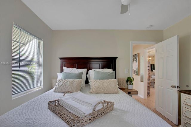 2315 Hope Street, Hollywood, FL 33020