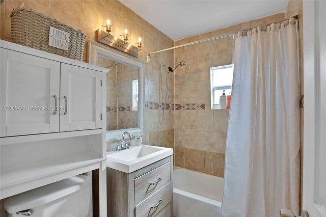 2315 Hope Street, Hollywood, FL 33020
