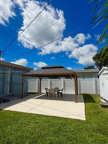 2315 Hope Street, Hollywood, FL 33020