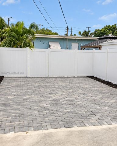 2315 Hope Street, Hollywood, FL 33020