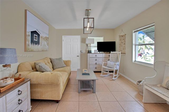 2315 Hope Street, Hollywood, FL 33020