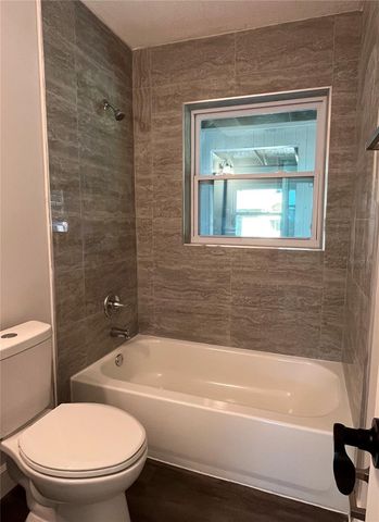 1208 HELEN STREET, Apopka, FL 32703