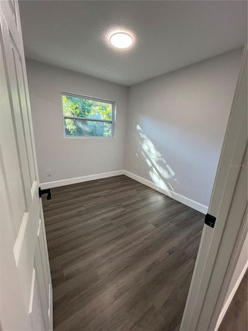 1208 HELEN STREET, Apopka, FL 32703