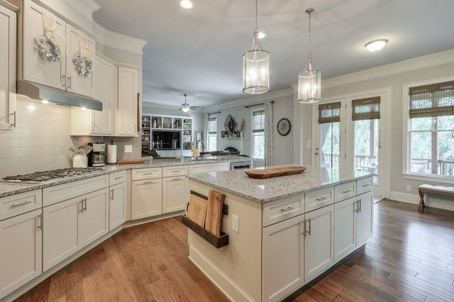 7045 Parrish Way, Cumming, GA 30040