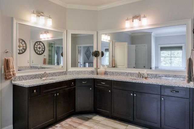 7045 Parrish Way, Cumming, GA 30040