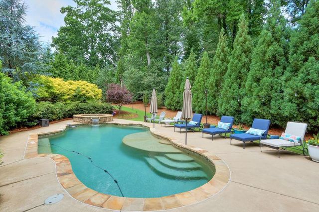 7045 Parrish Way, Cumming, GA 30040