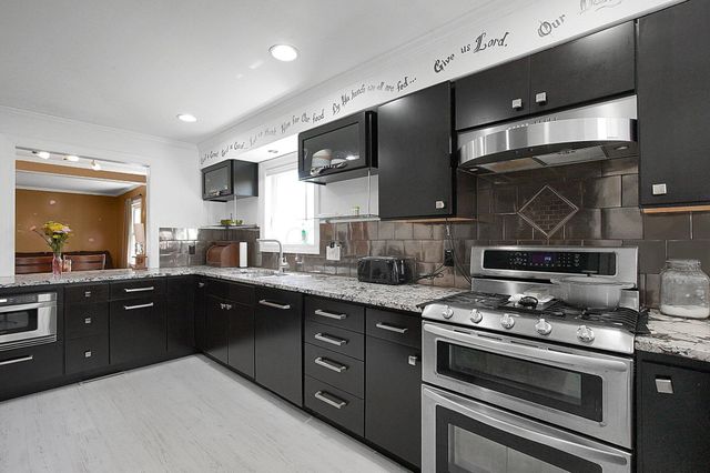 1108 W Church Street, Newark, OH 43055