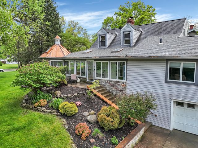 1108 W Church Street, Newark, OH 43055