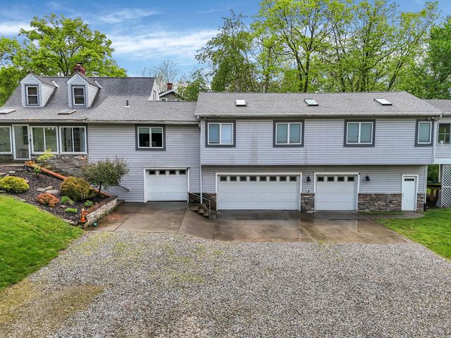 1108 W Church Street, Newark, OH 43055