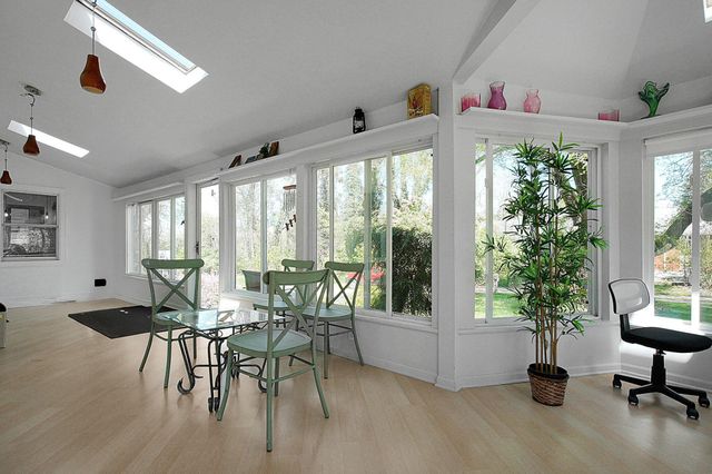 1108 W Church Street, Newark, OH 43055