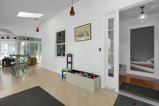 1108 W Church Street, Newark, OH 43055