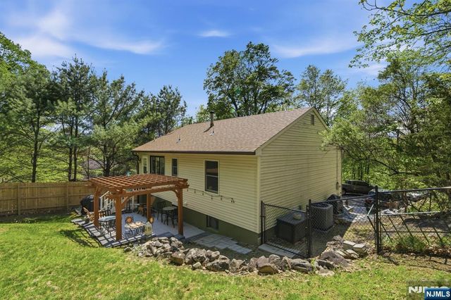 414 Macopin Road, West Milford, NJ 07480