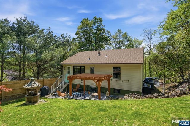 414 Macopin Road, West Milford, NJ 07480