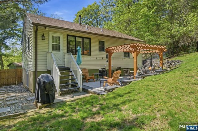 414 Macopin Road, West Milford, NJ 07480