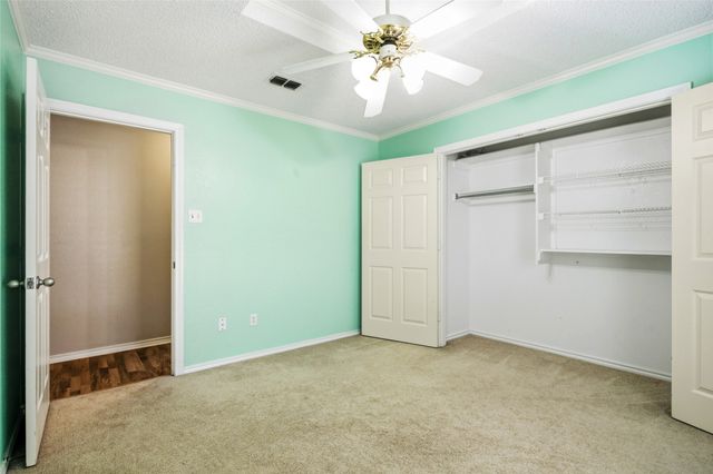 3812 Gentle Springs Drive, Arlington, TX 76001