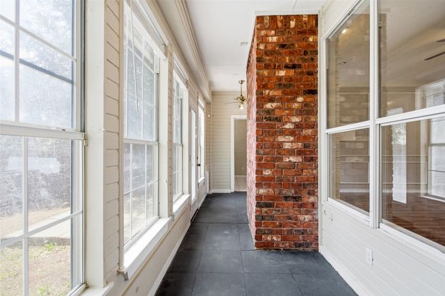 3812 Gentle Springs Drive, Arlington, TX 76001
